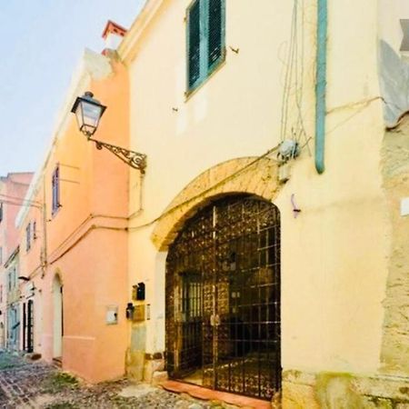 Wonderful Apartment In Old Alghero Extérieur photo