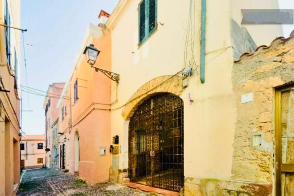 Wonderful Apartment In Old Alghero Extérieur photo